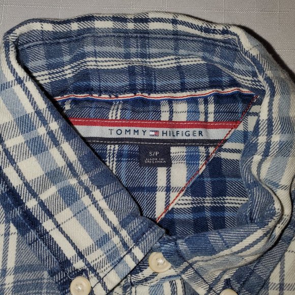 Tommy Hilfiger Button Front Sport Shirt White/Navy/Plaid Men's Size Small NWT - Picture 2 of 3